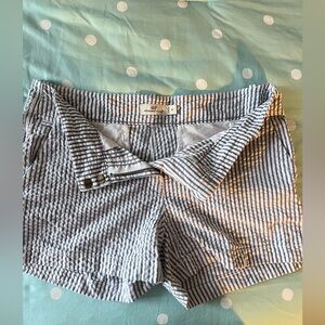 Vineyard Vines Seersucker Shorts women’s size 6